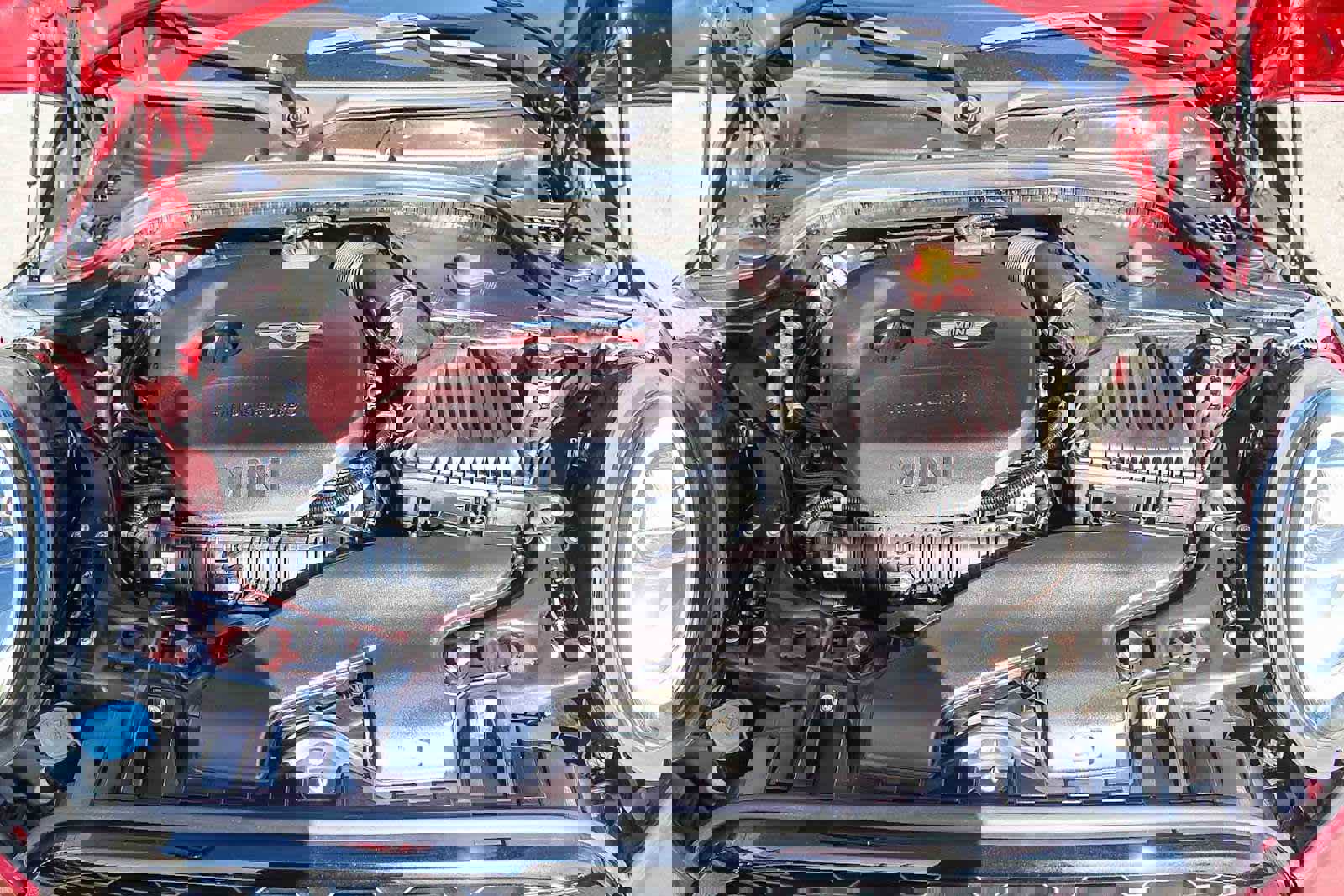 Used 2019 MINI Cooper S w/ Premium Package image 33