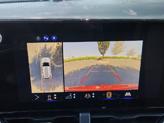 New 2027 Chevrolet Equinox ACTIV w/ Safety and Technology Package AWD/4WD image 30