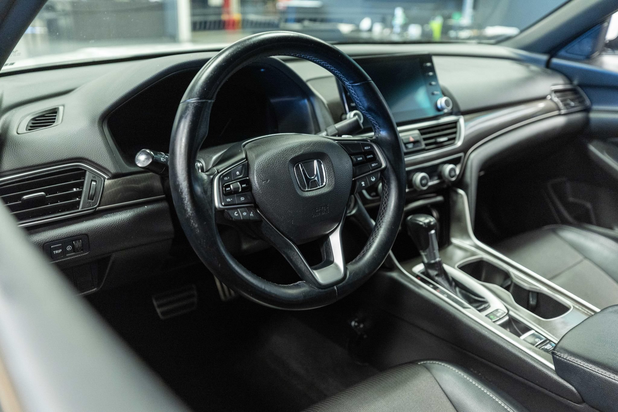 Used 2018 Honda Accord Sport image 10