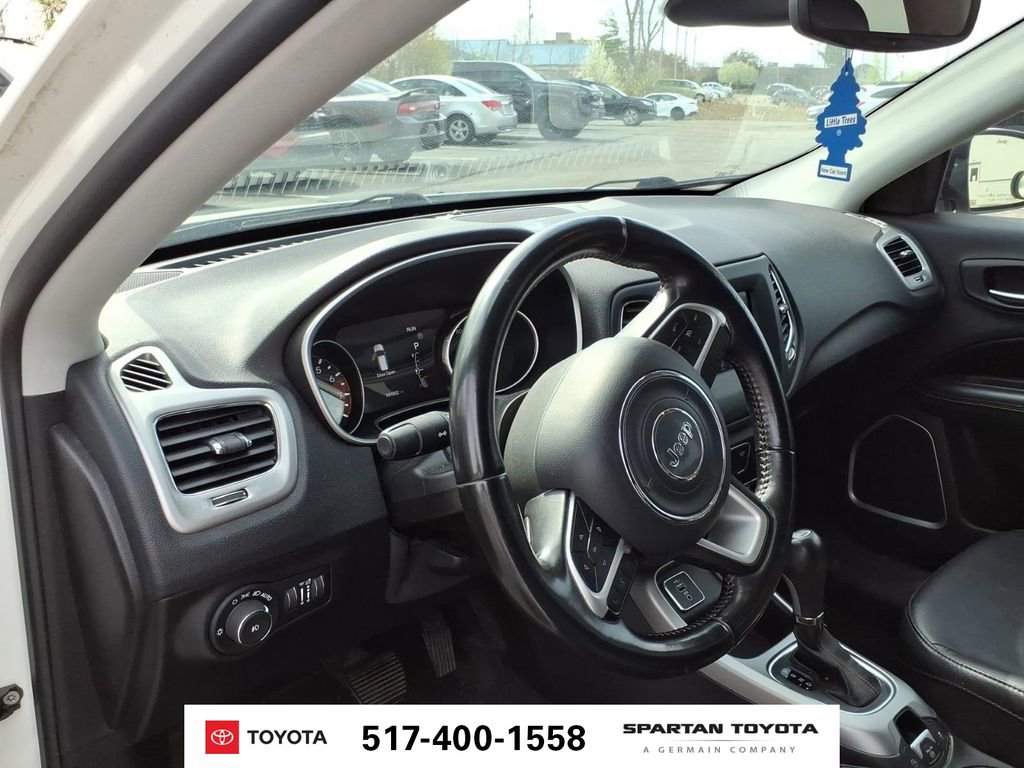 Used 2019 Jeep Compass Latitude w/ Popular Equipment Group FWD image 13