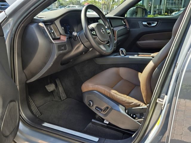Certified 2023 Volvo XC60 B5 Plus FWD image 14