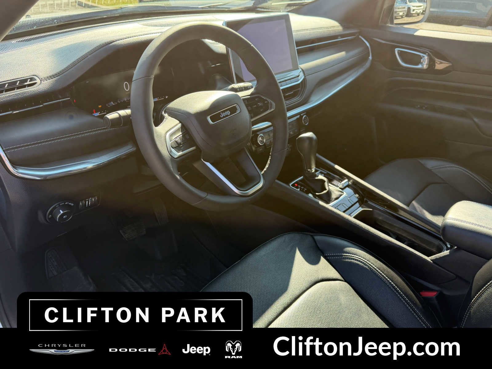 Used 2023 Jeep Compass High Altitude image 12