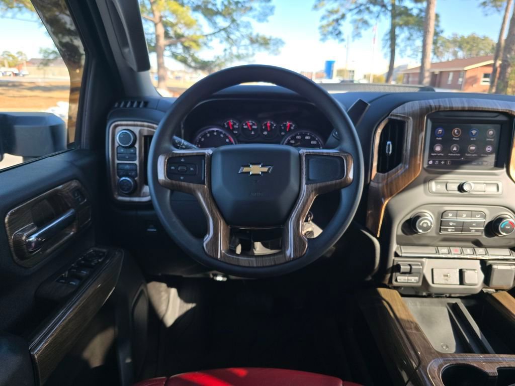 Used 2020 Chevrolet Silverado 2500 Custom w/ Custom Value Package image 13