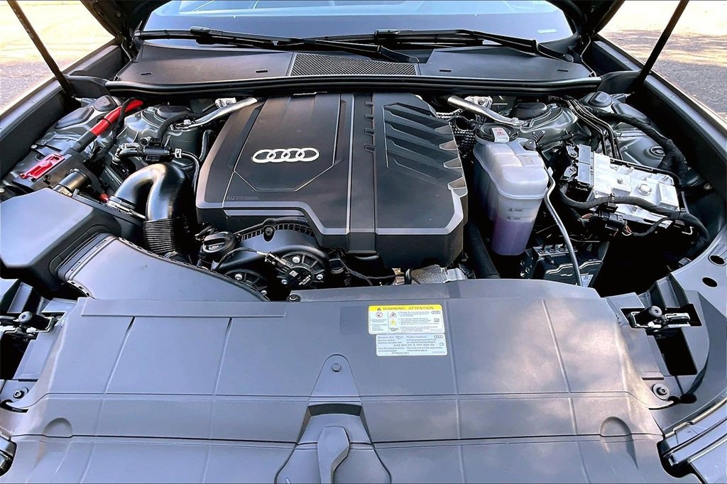 Used 2025 Audi A6 Premium Plus image 29