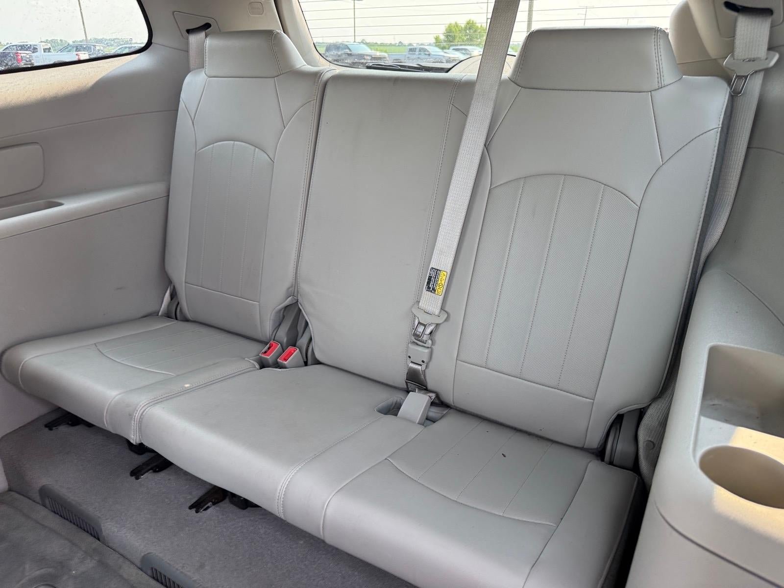 Used 2015 Buick Enclave Leather FWD image 7