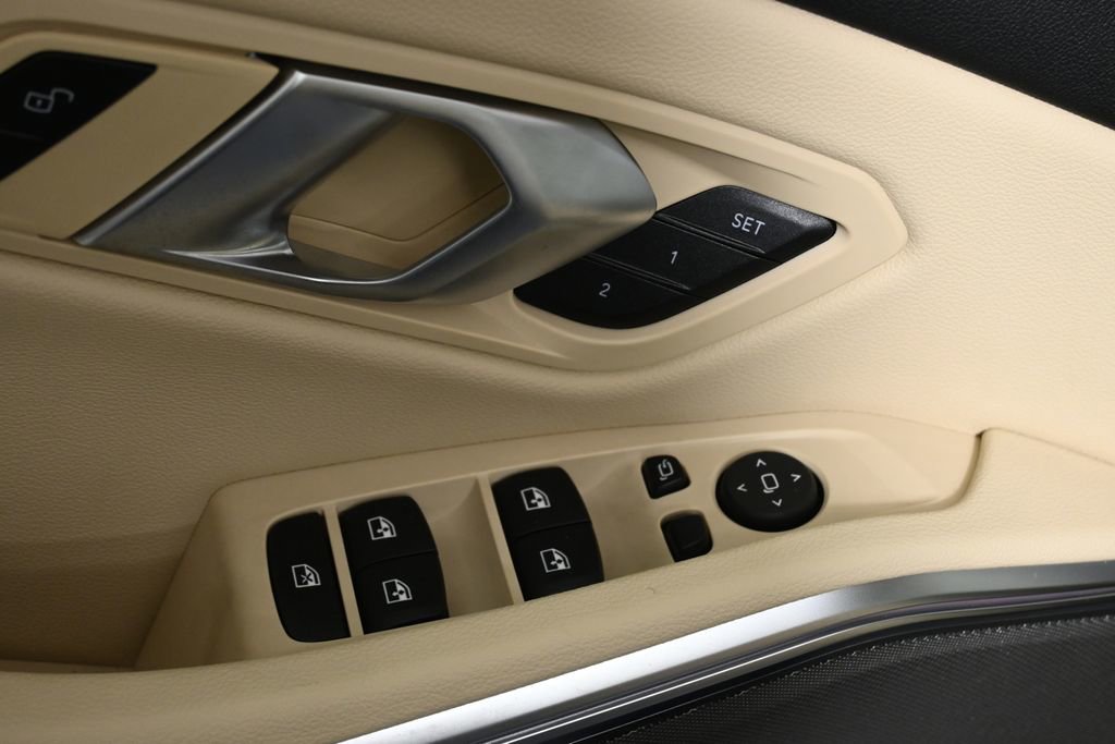 Used 2026 BMW 330i xDrive Sedan w/ Convenience Package image 30