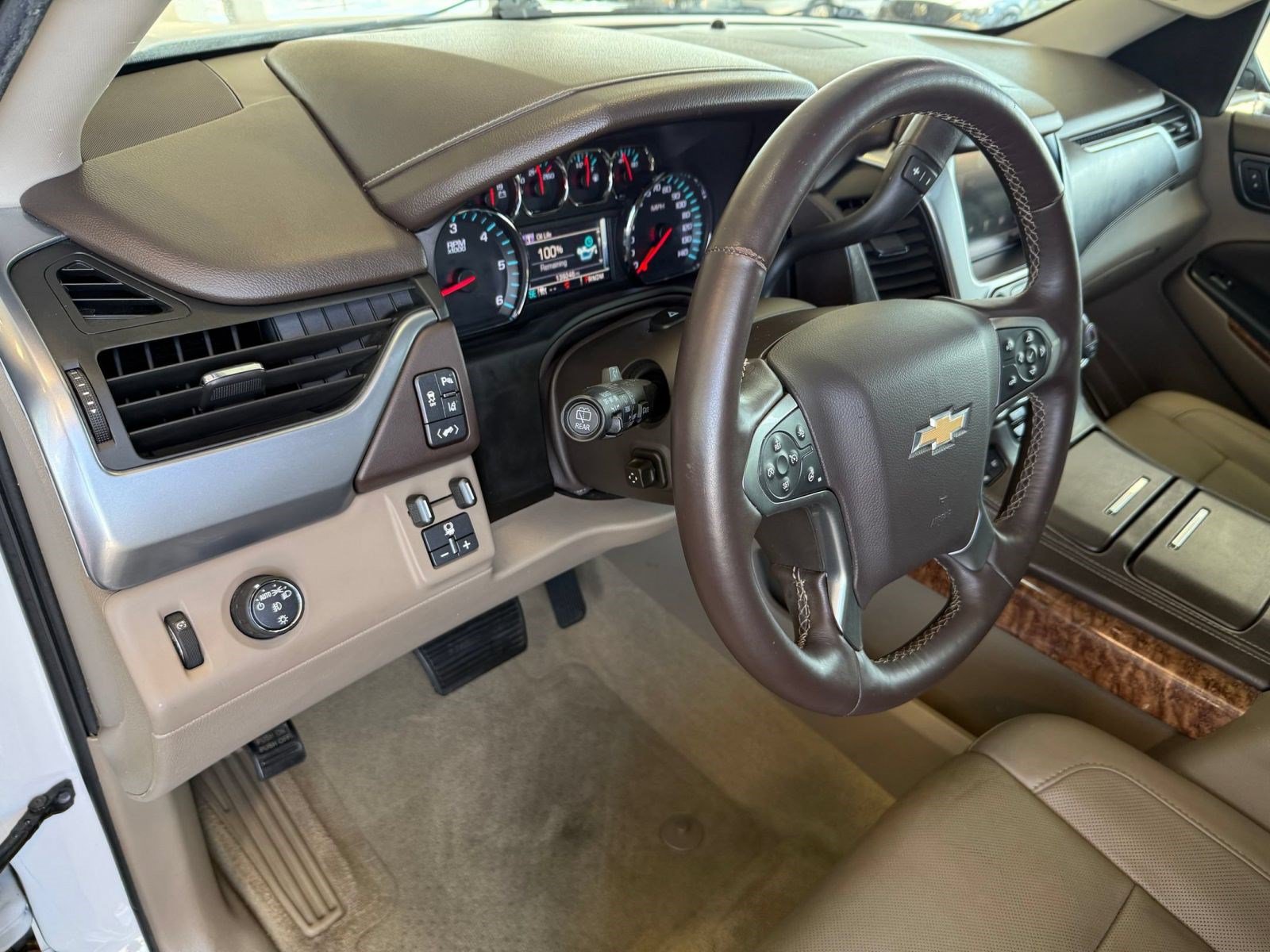 Used 2015 Chevrolet Tahoe LTZ RWD image 4