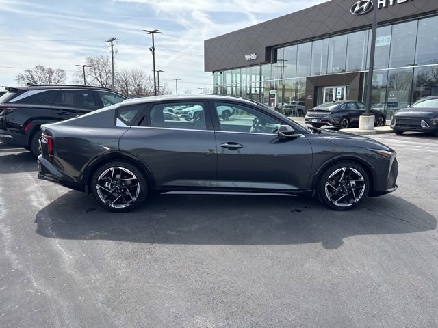 Used 2025 Kia K4 GT-Line w/ GT-Line Premium Package image 3