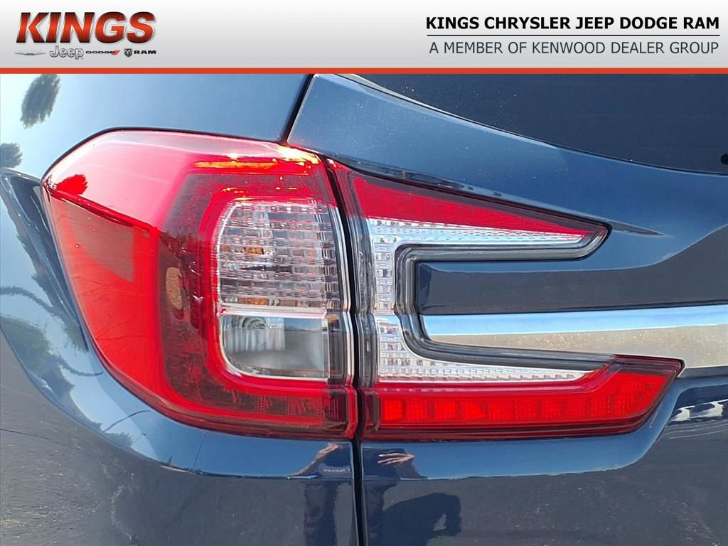 Used 2023 Subaru Ascent Limited w/ Technology Package image 27