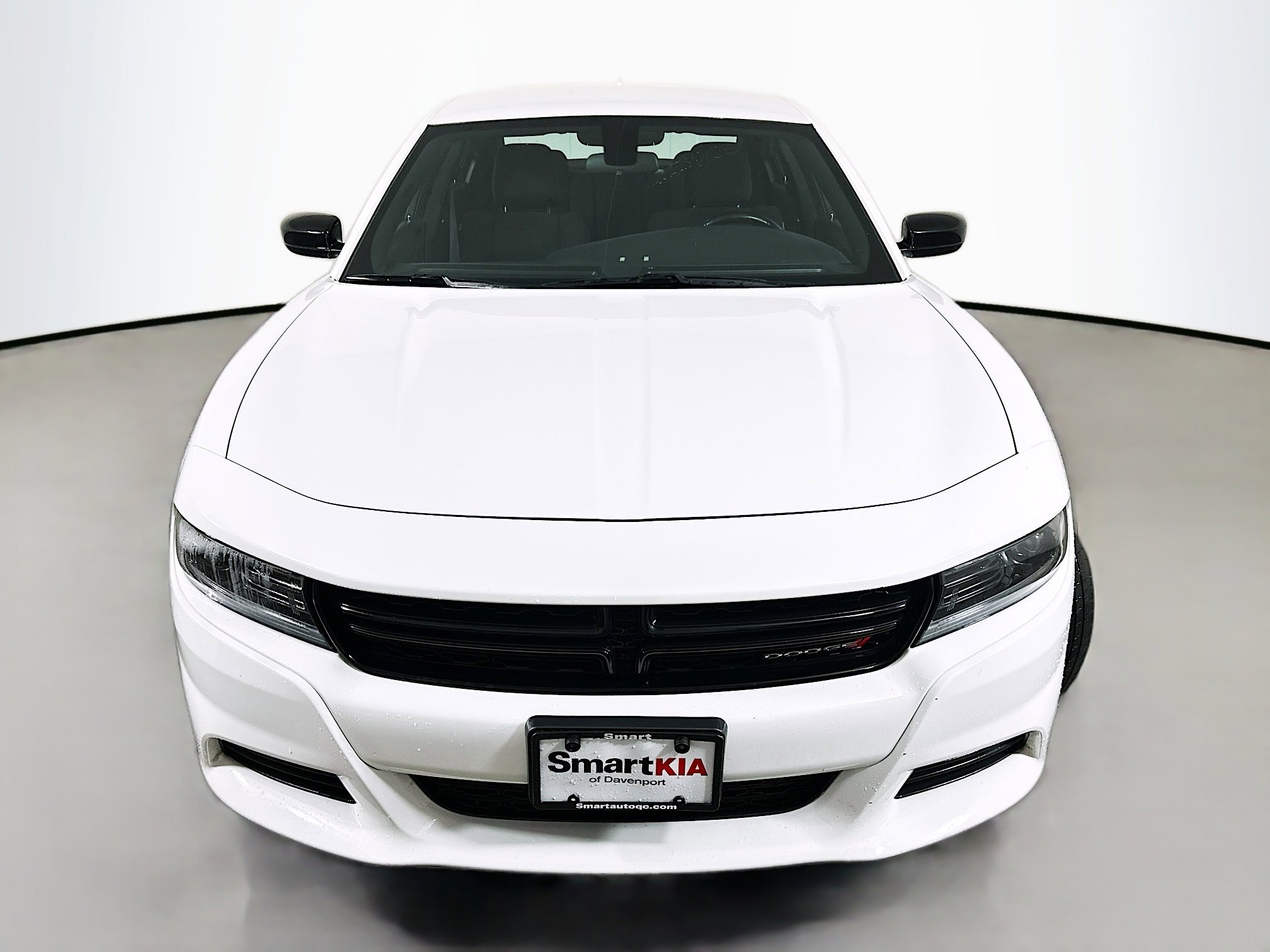 Used 2023 Dodge Charger SXT image 2