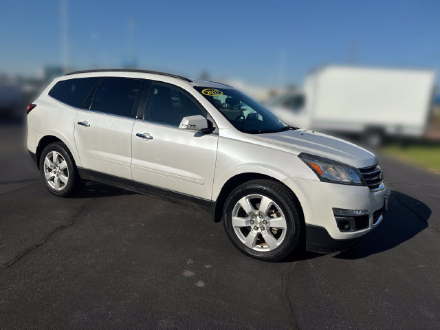 Used 2017 Chevrolet Traverse LT w/ Style and Technology Package AWD/4WD image 7