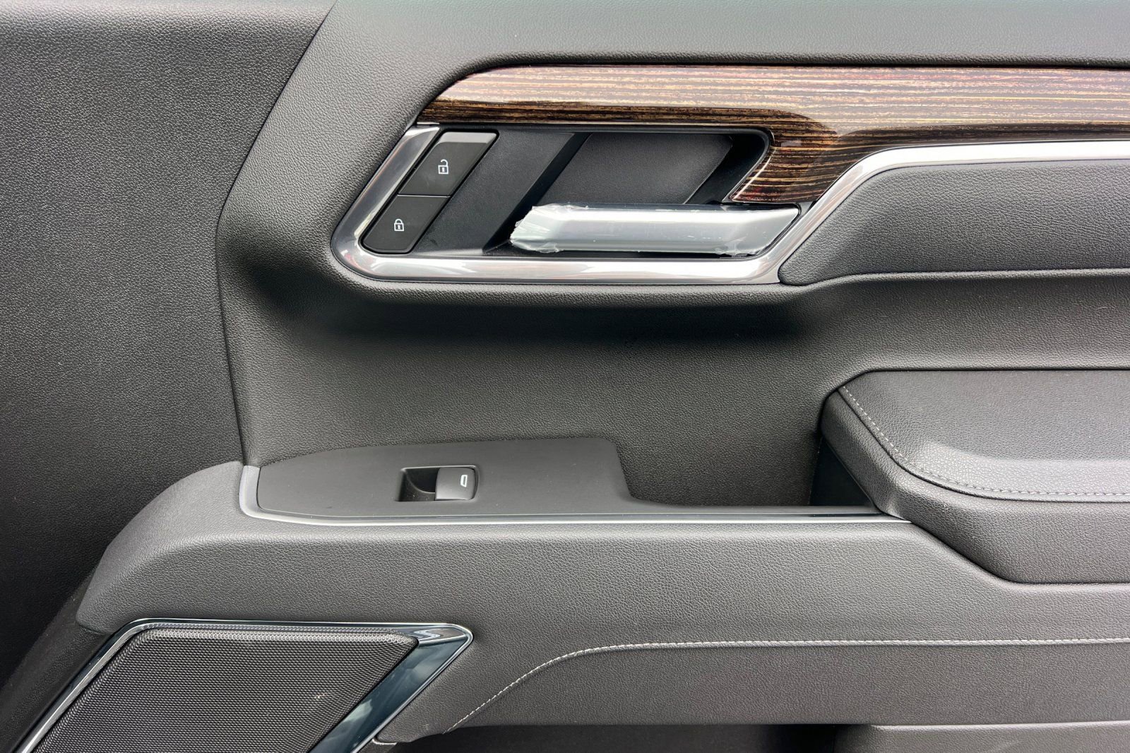 Used 2025 GMC Sierra 1500 SLE image 22