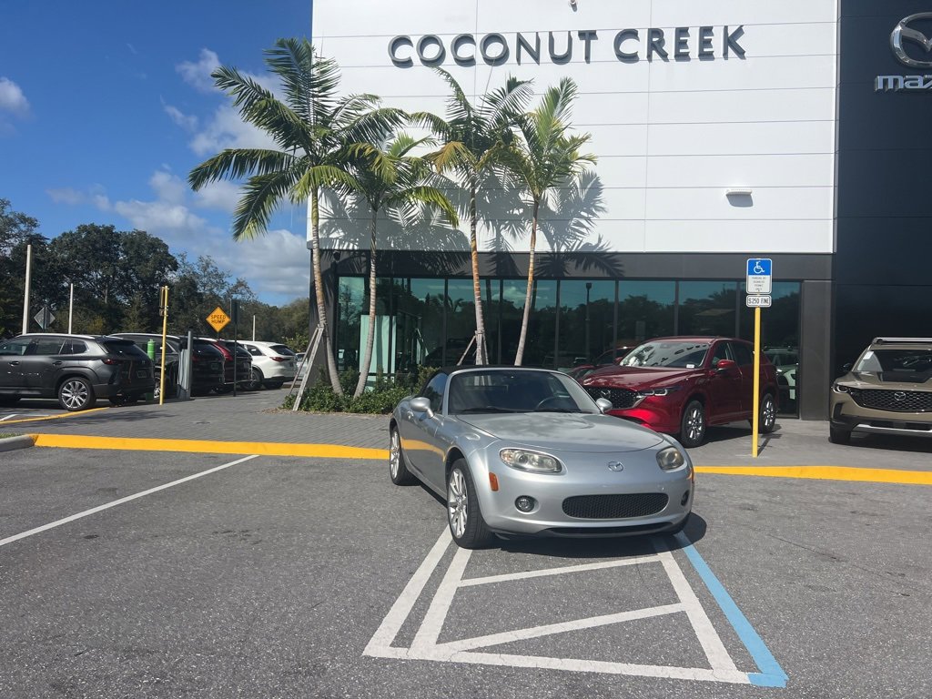 Used 2007 MAZDA MX-5 Miata Touring image 3