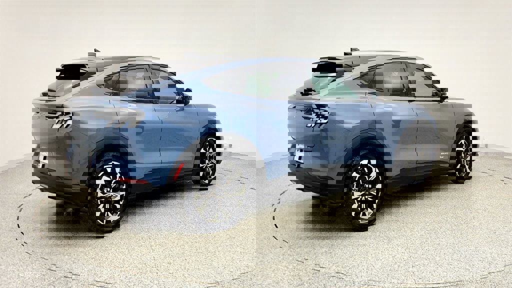 Used 2024 Ford Mustang Mach-E Select image 5