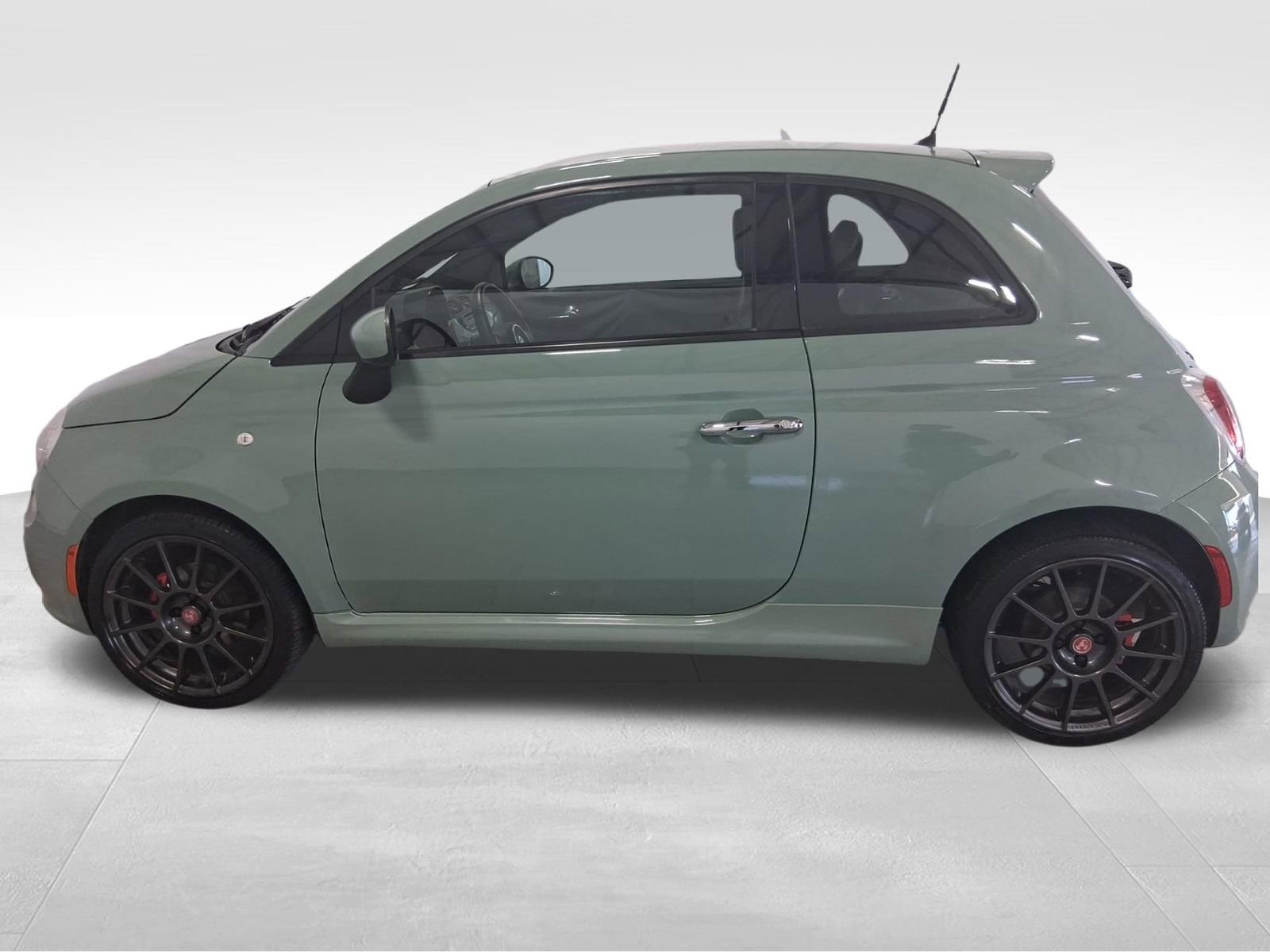 Used 2015 FIAT 500 Sport image 8