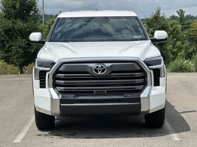 Used 2025 Toyota Tundra Limited AWD/4WD image 19
