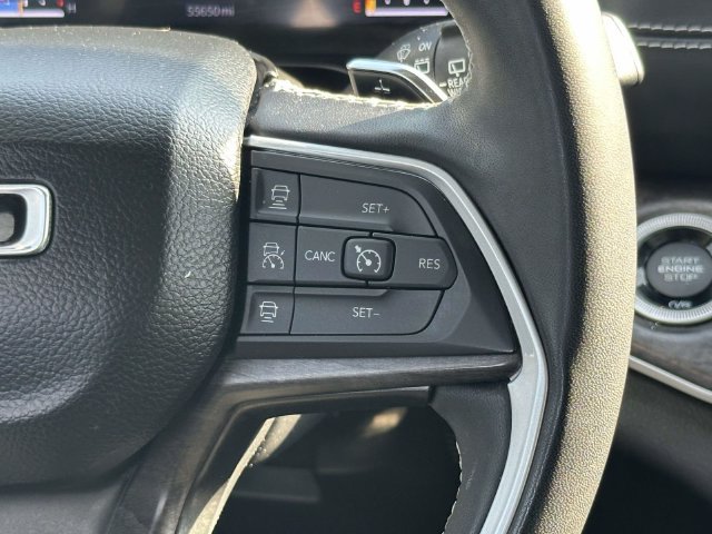 Used 2023 Jeep Grand Cherokee Limited AWD/4WD image 25