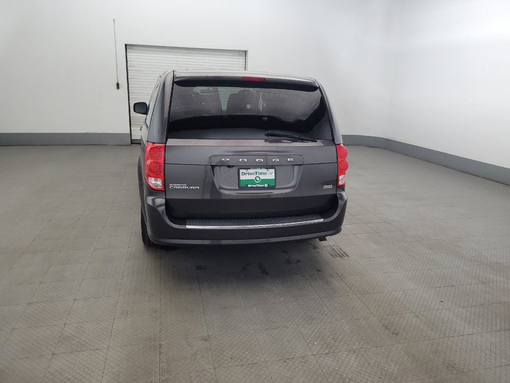 Used 2018 Dodge Grand Caravan SE FWD image 6