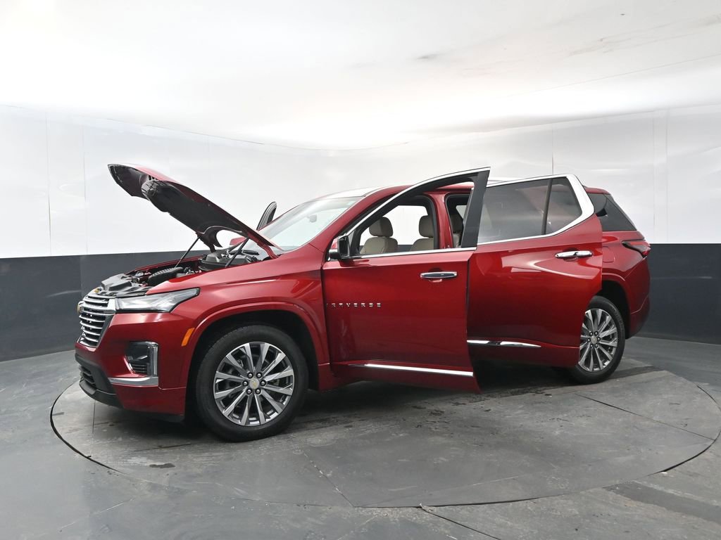 Used 2023 Chevrolet Traverse Premier image 31