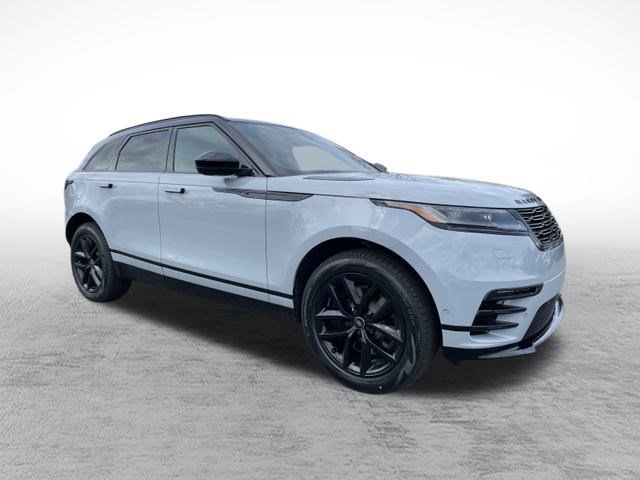 New 2026 Land Rover Range Rover Velar Dynamic SE image 3