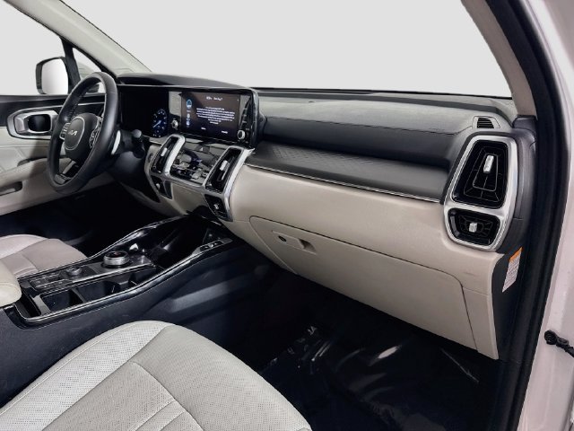 Used 2023 Kia Sorento SX Prestige w/ Panoramic Sunroof Package AWD/4WD image 29