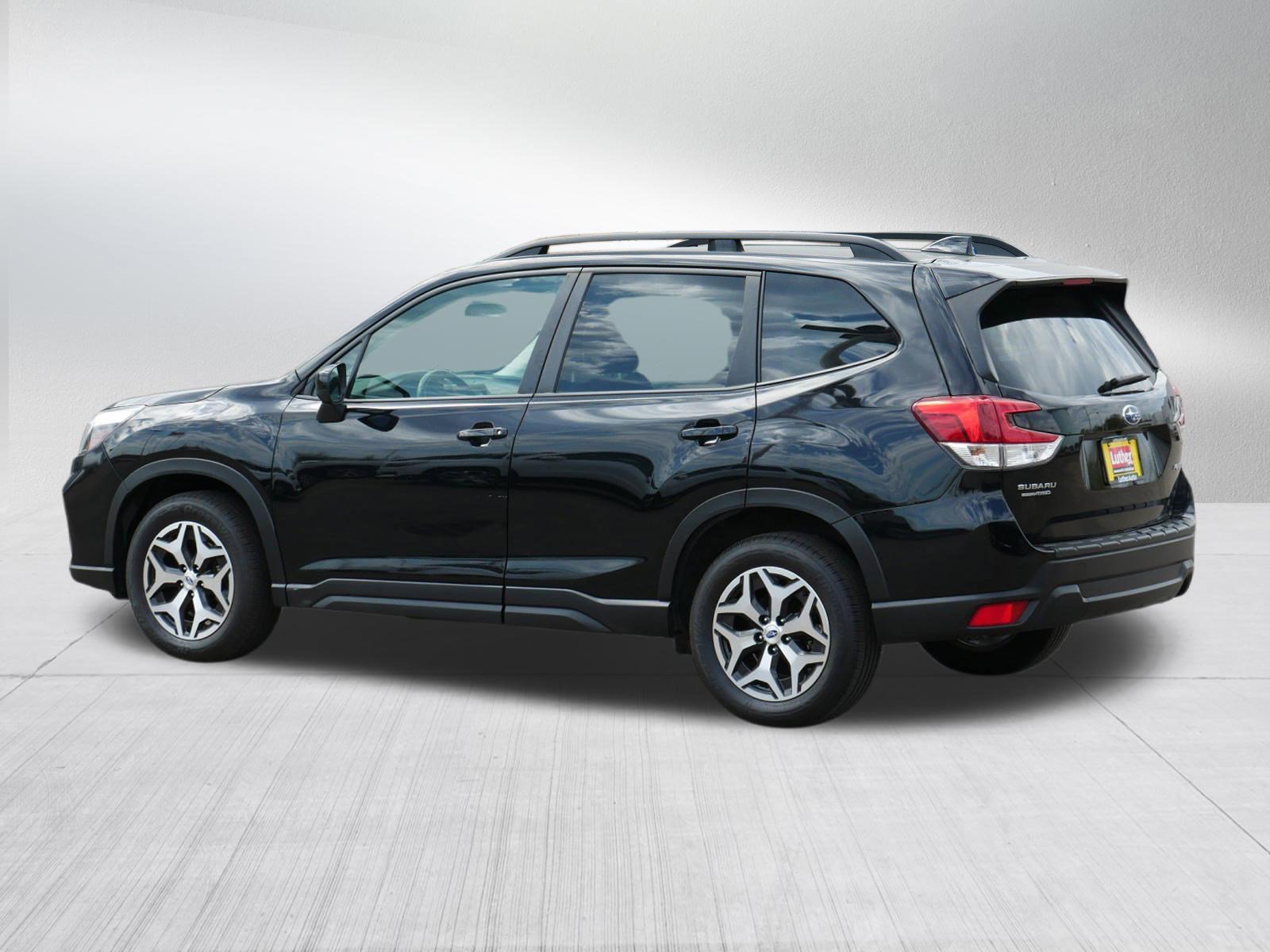 Certified 2021 Subaru Forester Premium AWD/4WD image 5