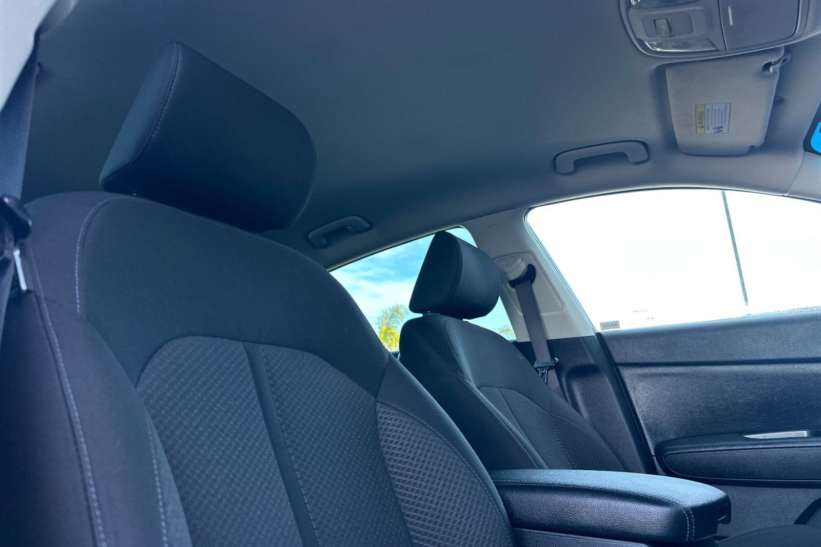 Used 2018 Kia Optima LX image 19