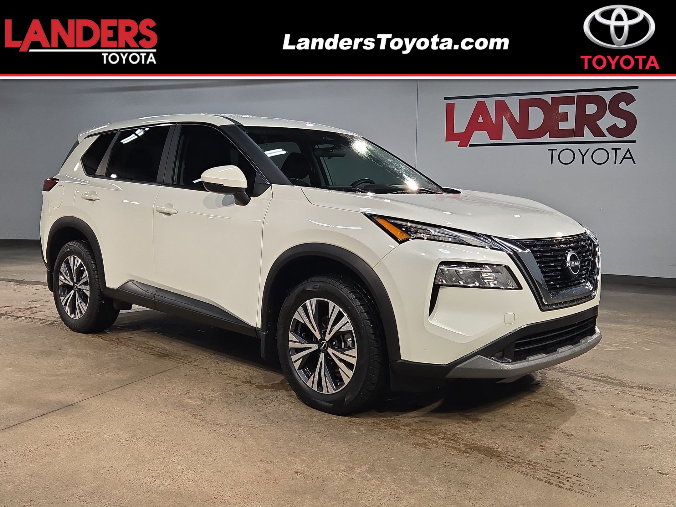Used 2023 Nissan Rogue SV