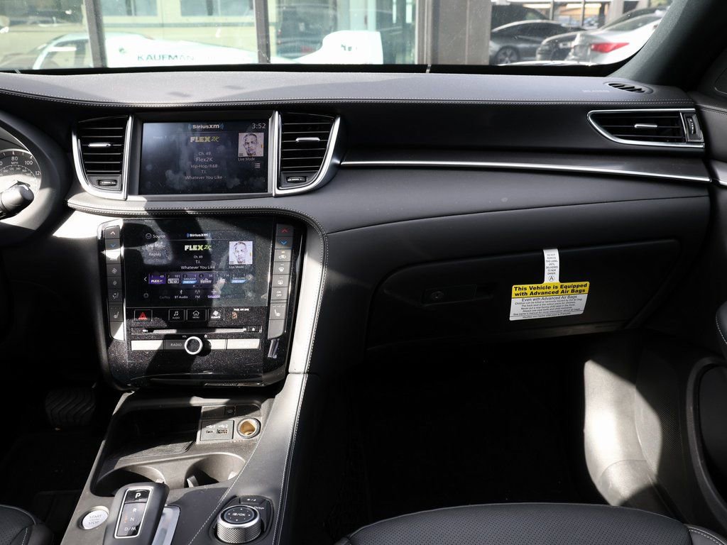 Certified 2025 INFINITI QX55 Luxe w/ Cargo Package image 24