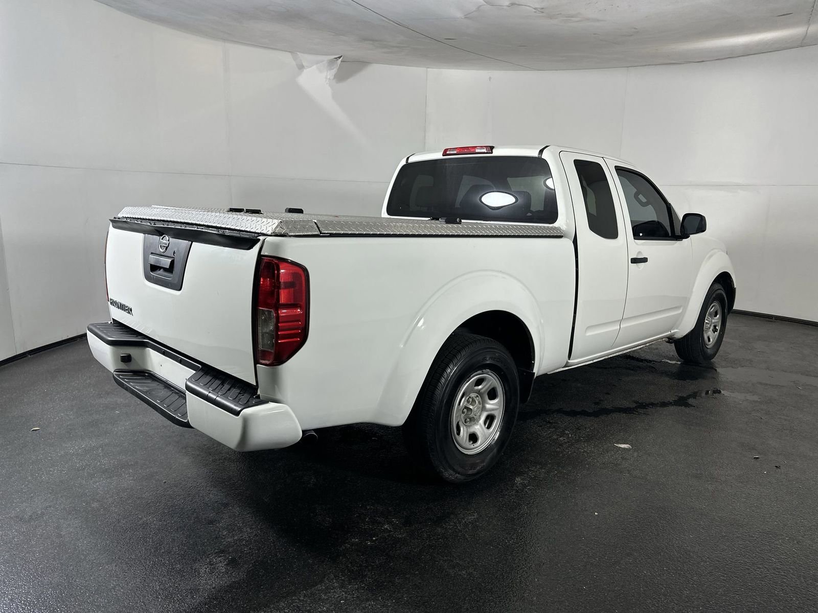 Used 2019 Nissan Frontier S image 11