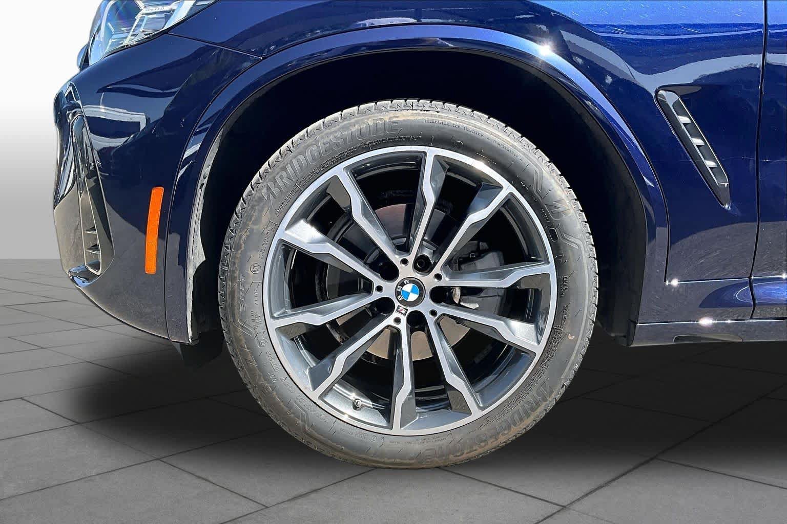 Used 2022 BMW X3 xDrive30i w/ M Sport Package 2 AWD/4WD image 11