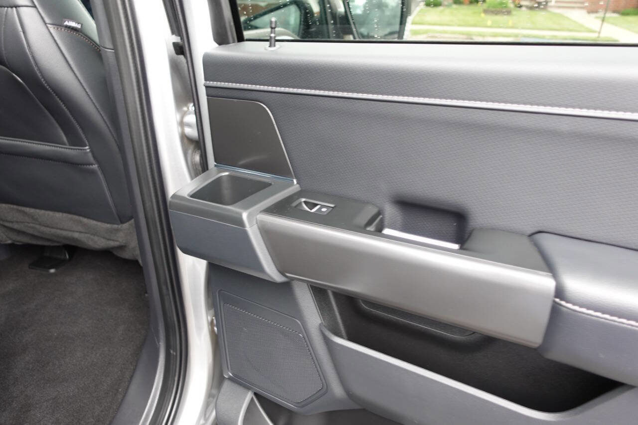 Used 2024 Ford F150 XLT w/ Equipment Group 302A MID image 30