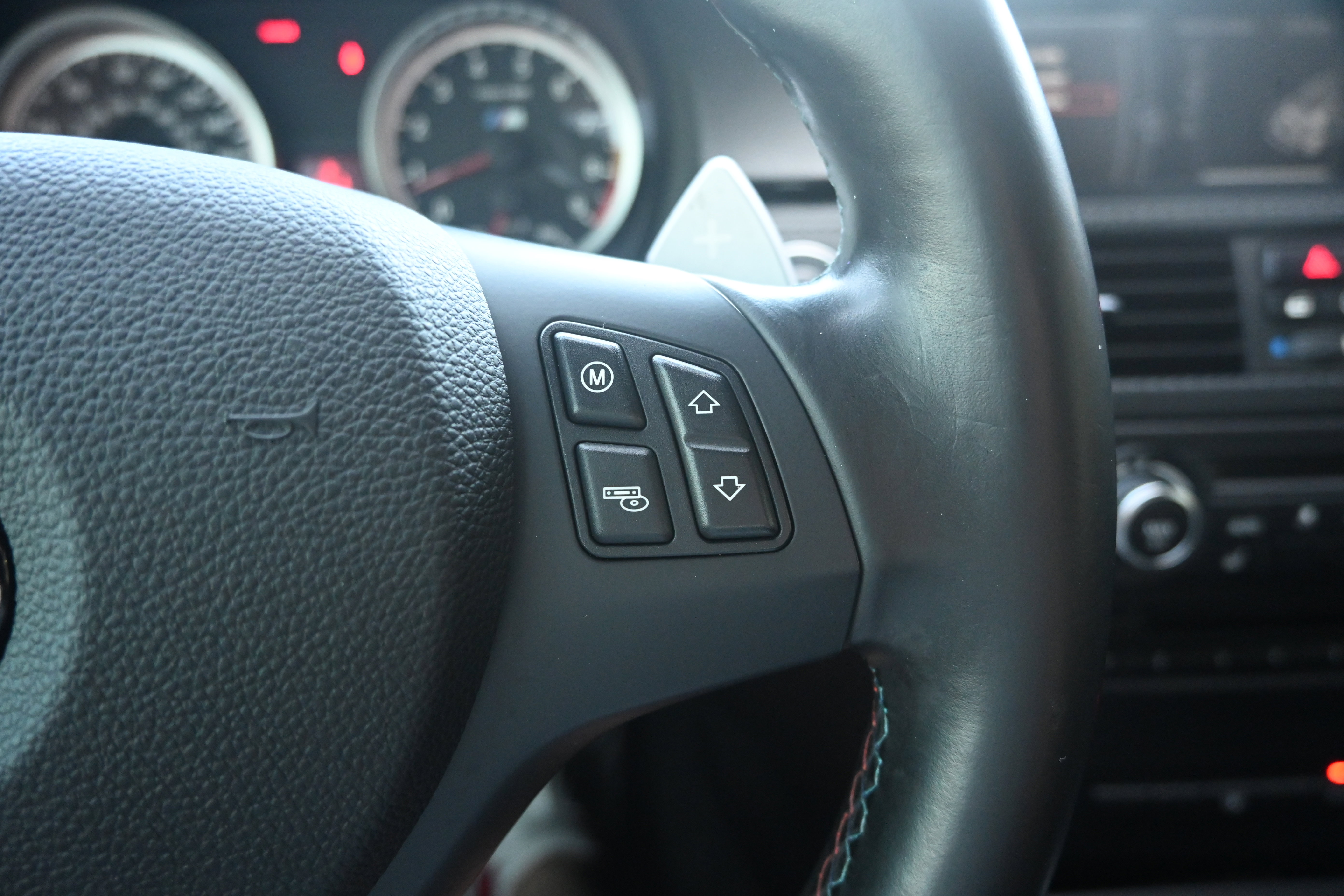 Used 2013 BMW M3 Coupe image 40