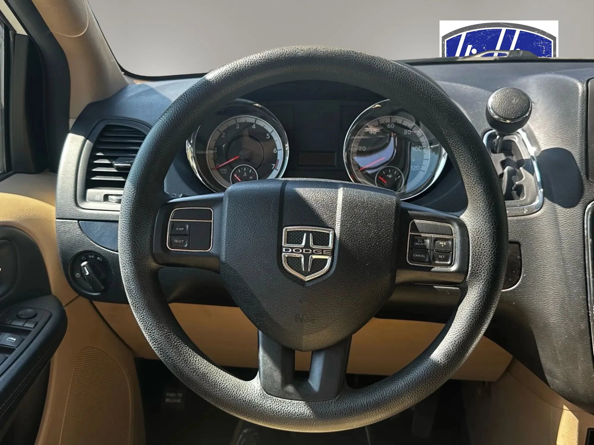 Used 2014 Dodge Grand Caravan SXT FWD image 24