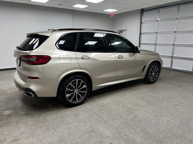 Used 2019 BMW X5 xDrive40i w/ M Sport Package image 10