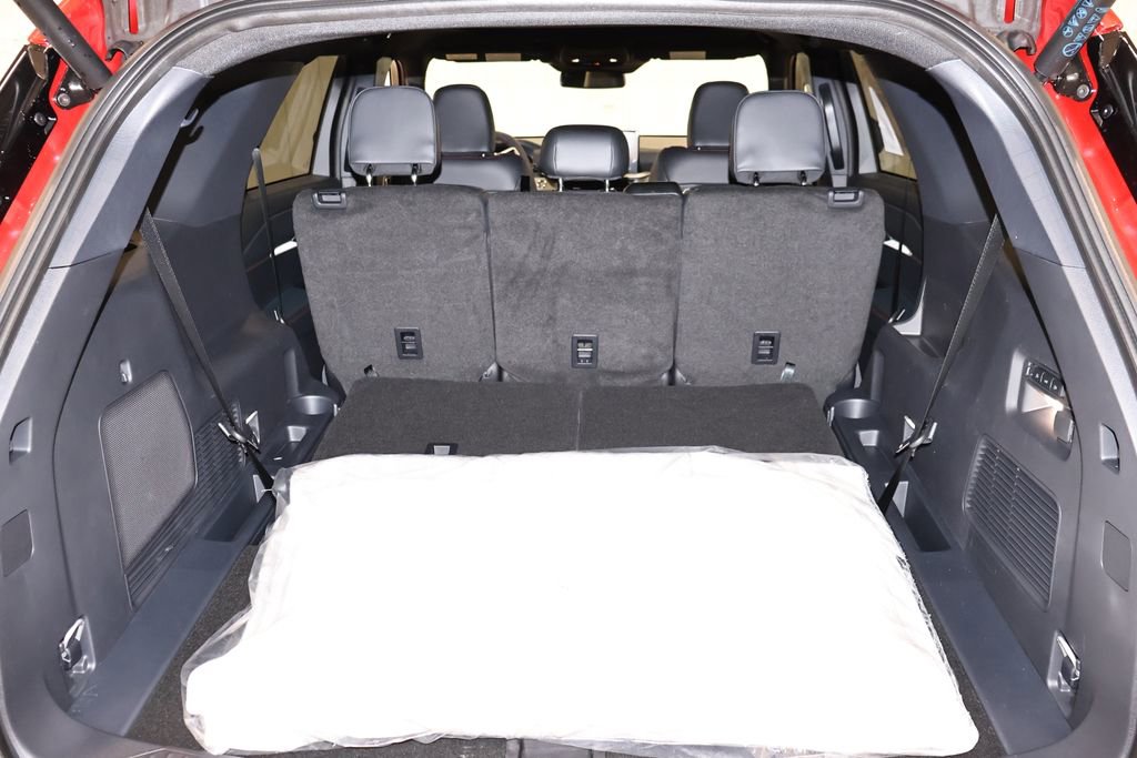 New 2026 Ford Explorer ST image 36