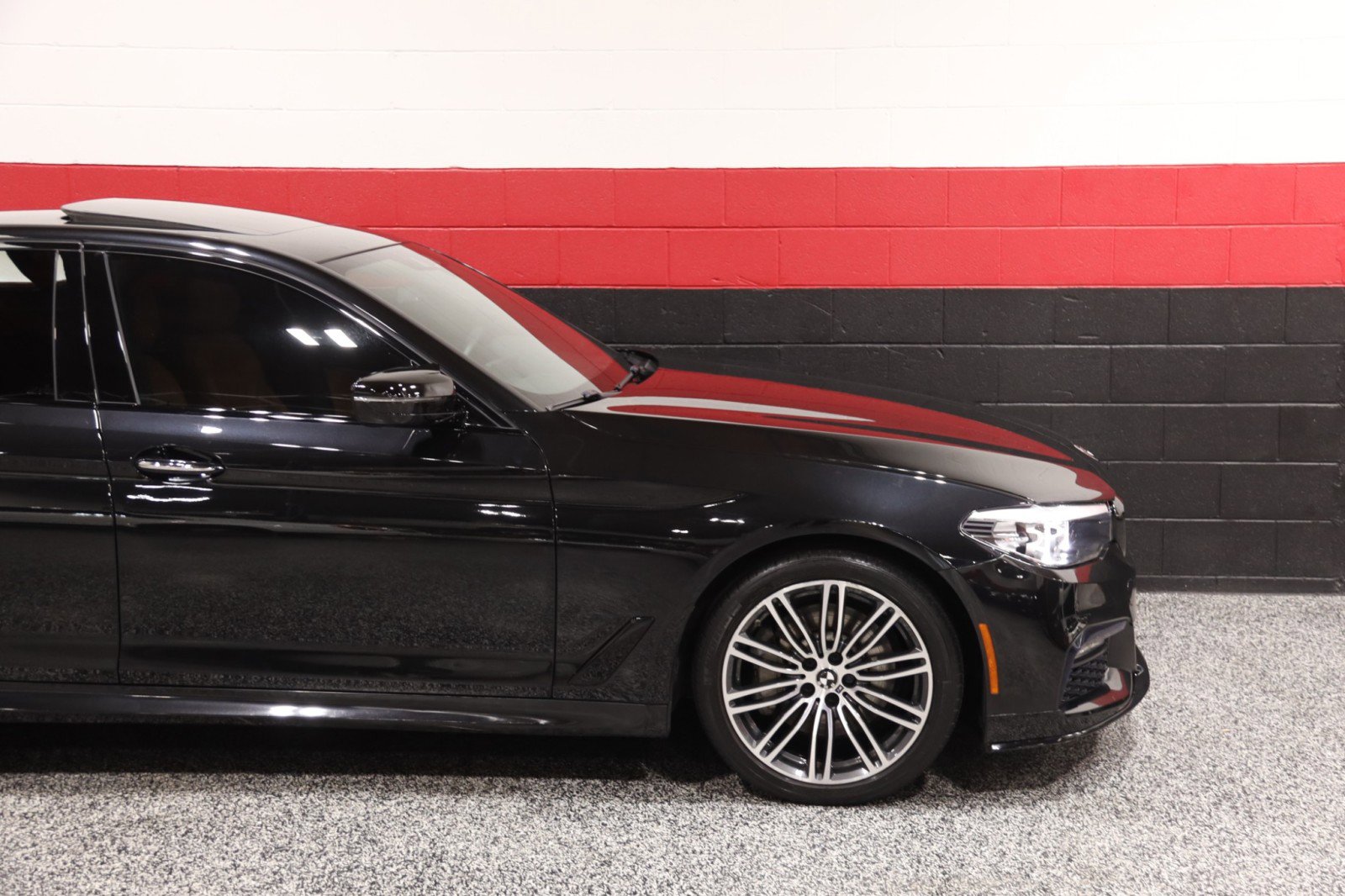 Used 2018 BMW 530i xDrive AWD/4WD image 6