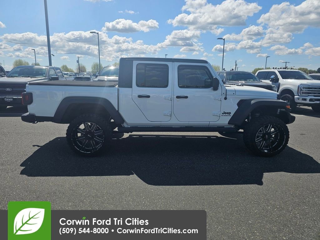 Used 2020 Jeep Gladiator Sport w/ Technology Group image 8