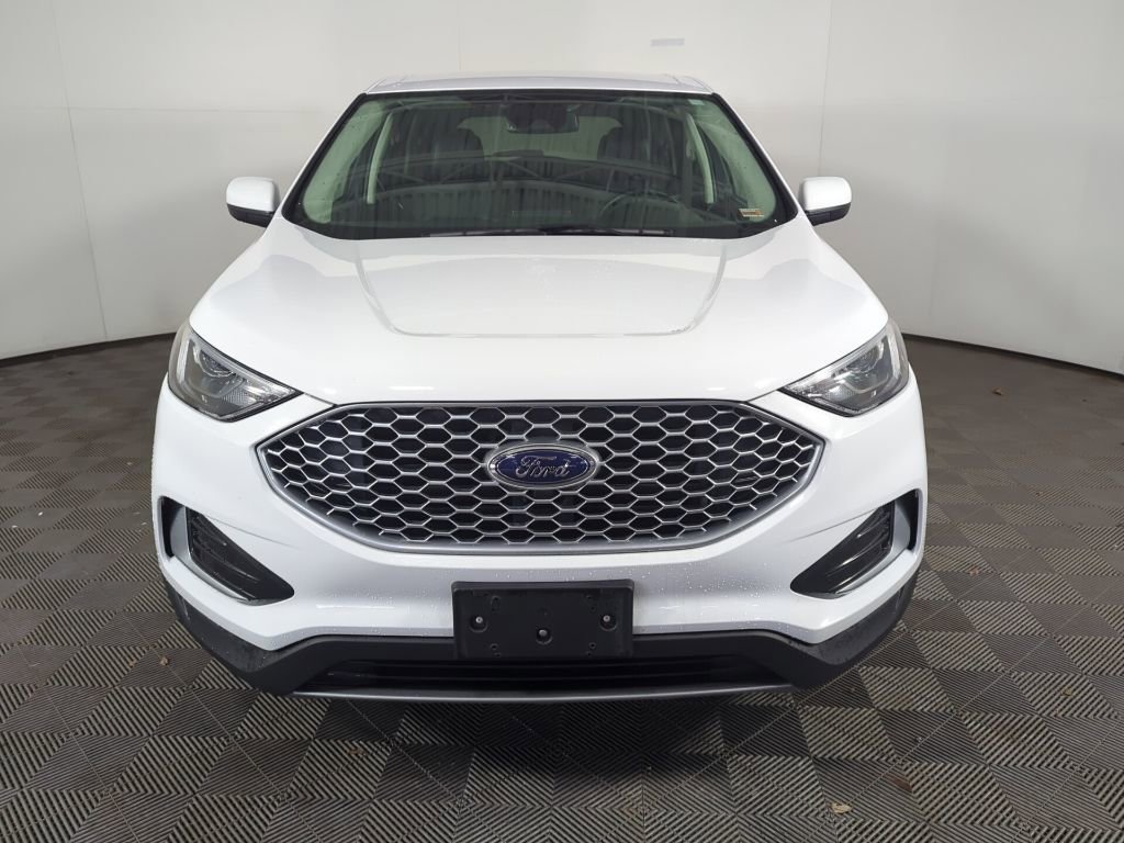 Used 2024 Ford Edge SEL AWD/4WD image 3