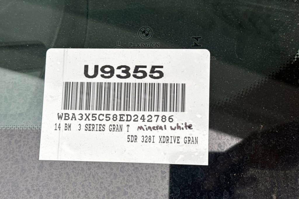 Used 2014 BMW 328i Gran Turismo xDrive image 3