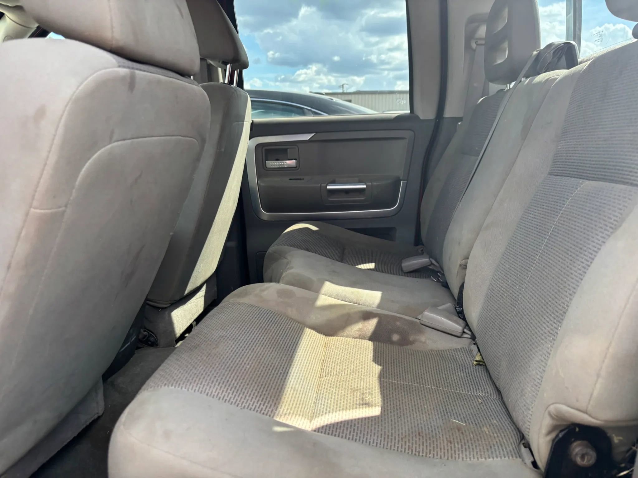 Used 2006 Mitsubishi Raider DuroCross AWD/4WD image 8