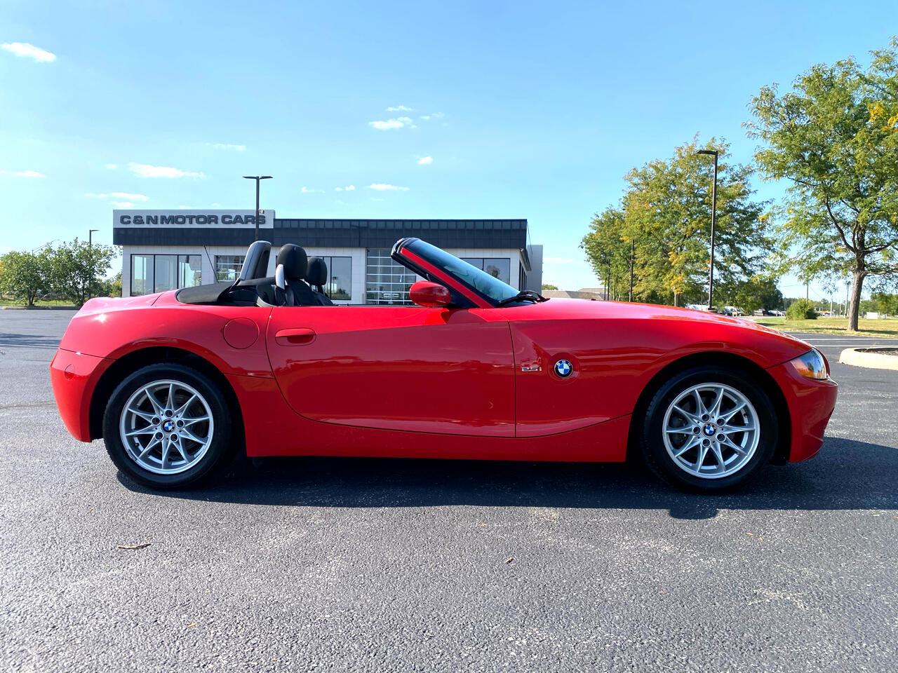 Used 2004 BMW Z4 2.5i image 7