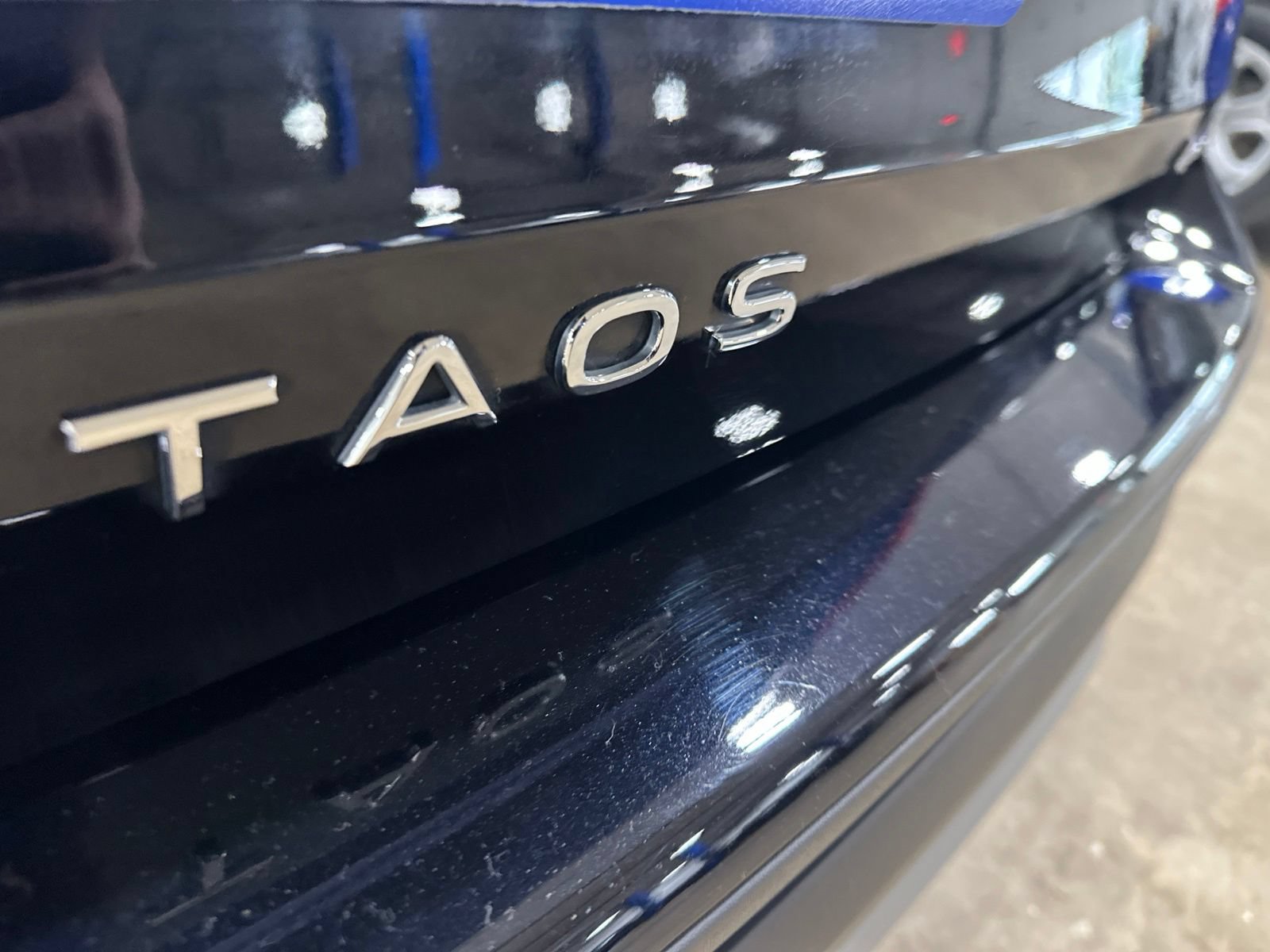 Certified 2023 Volkswagen Taos SE AWD/4WD image 6