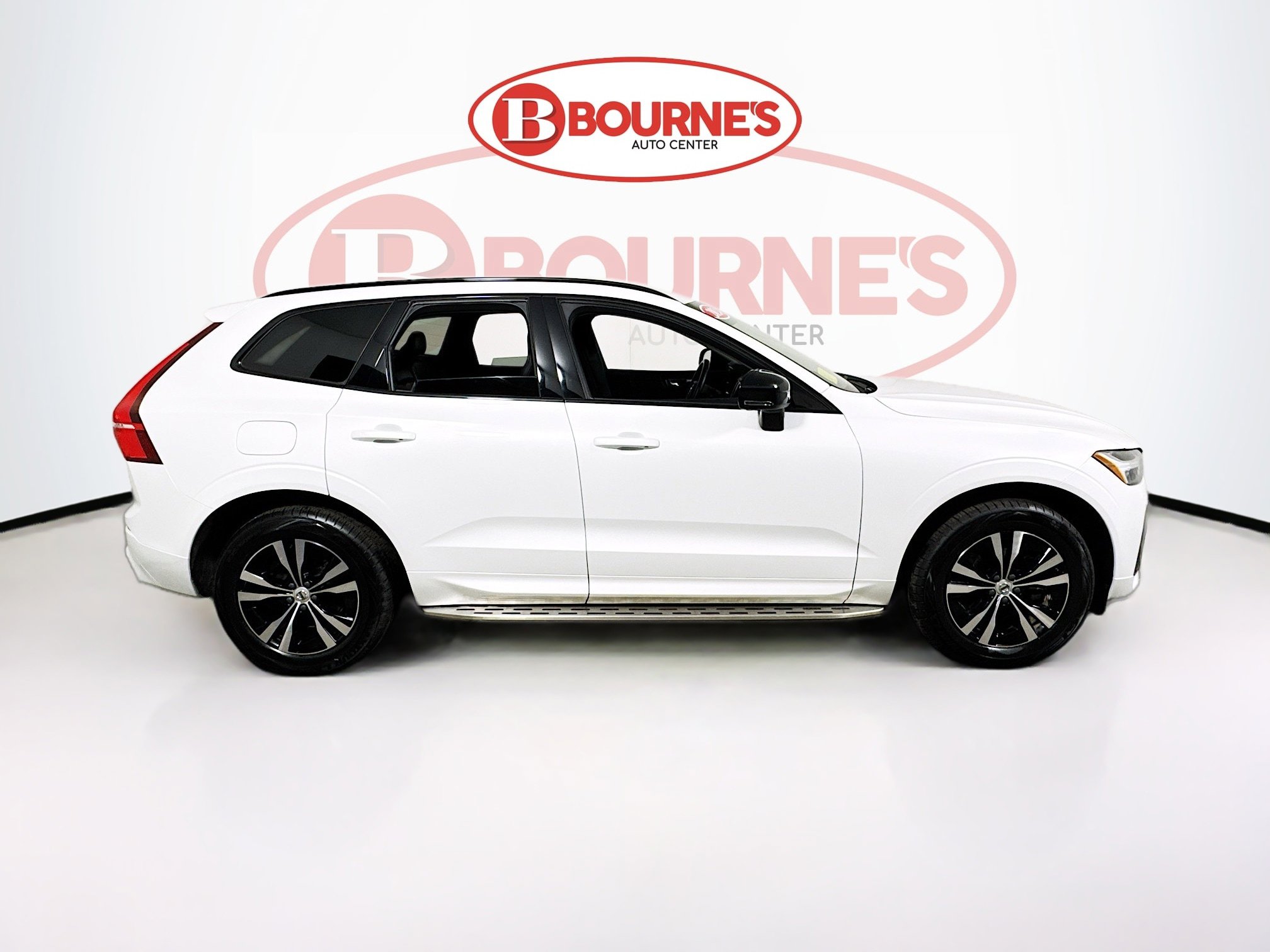 Used 2024 Volvo XC60 B5 Core AWD/4WD image 12