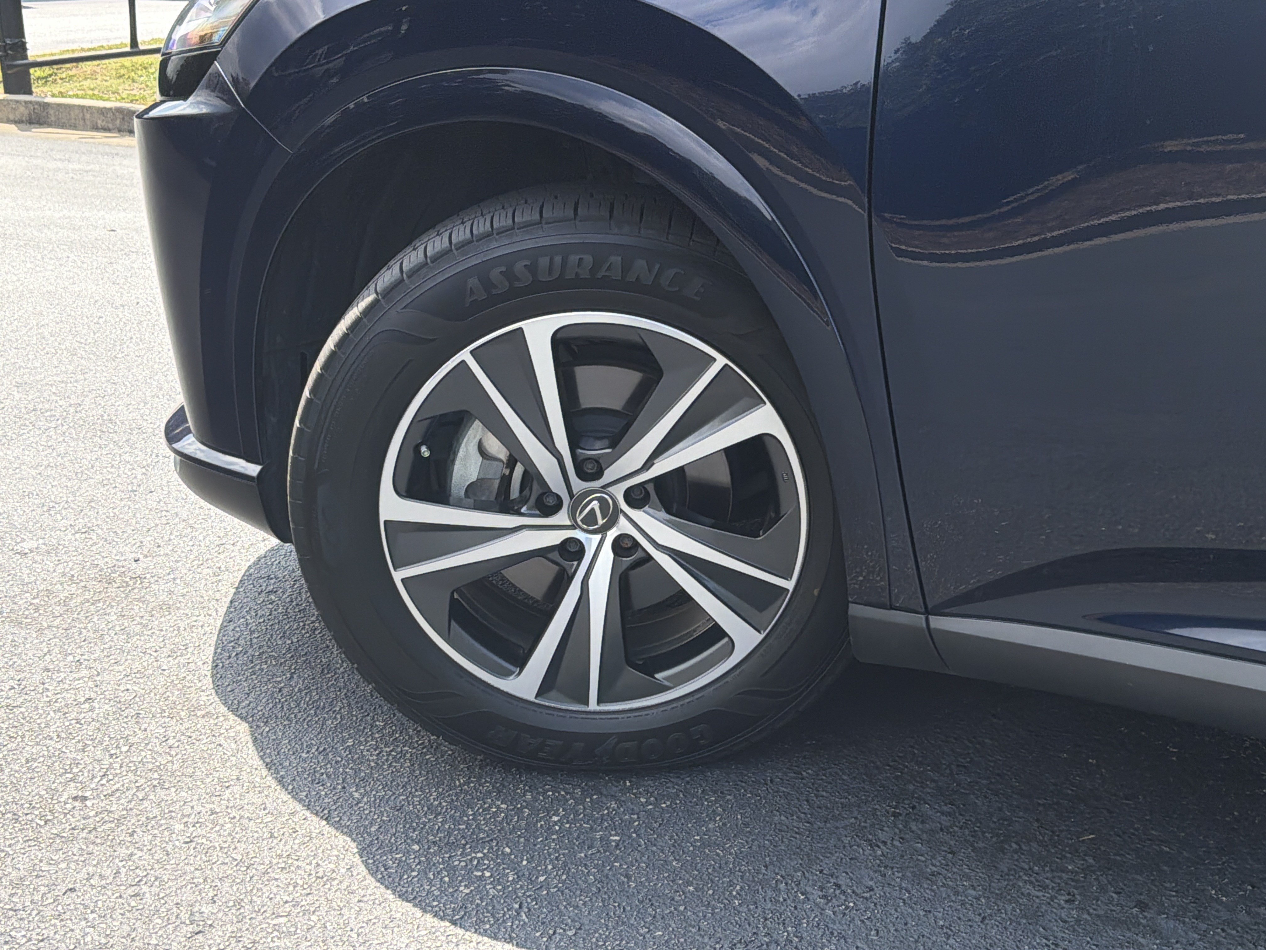 Used 2024 Lexus RX 350 Premium w/ Cold Area Package FWD image 13