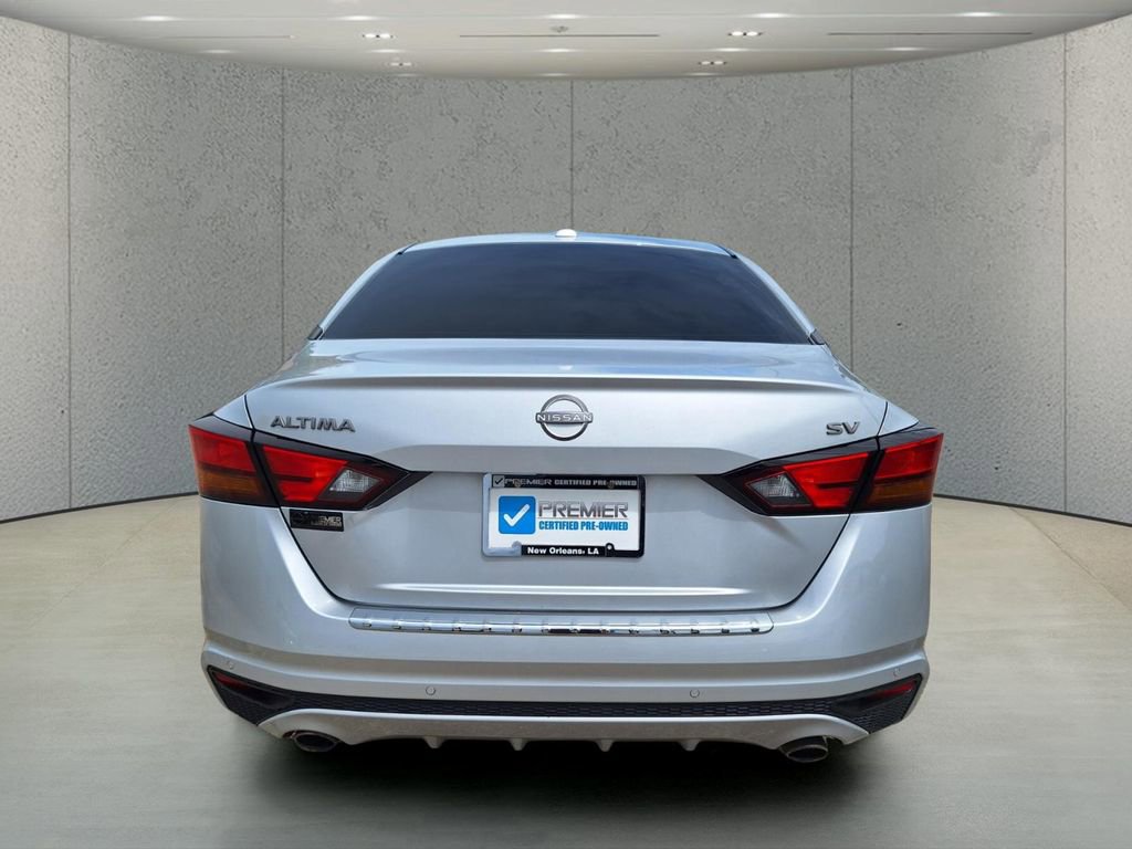 Used 2023 Nissan Altima 2.5 SV w/ SV Premium Package FWD image 4