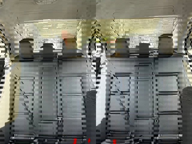 Used 2011 Mercedes-Benz E 350 Luxury image 19