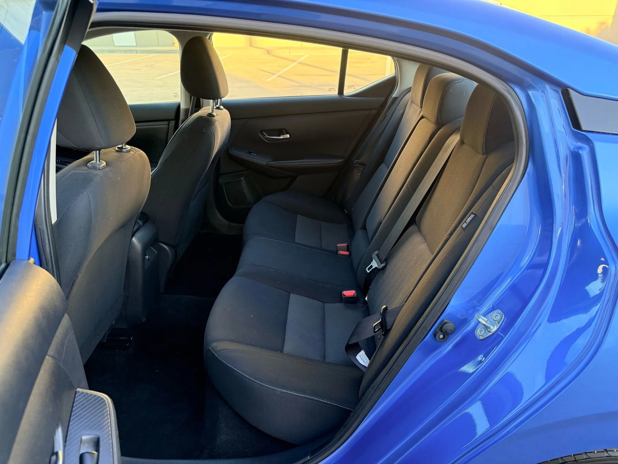 Used 2022 Nissan Sentra SV FWD image 11
