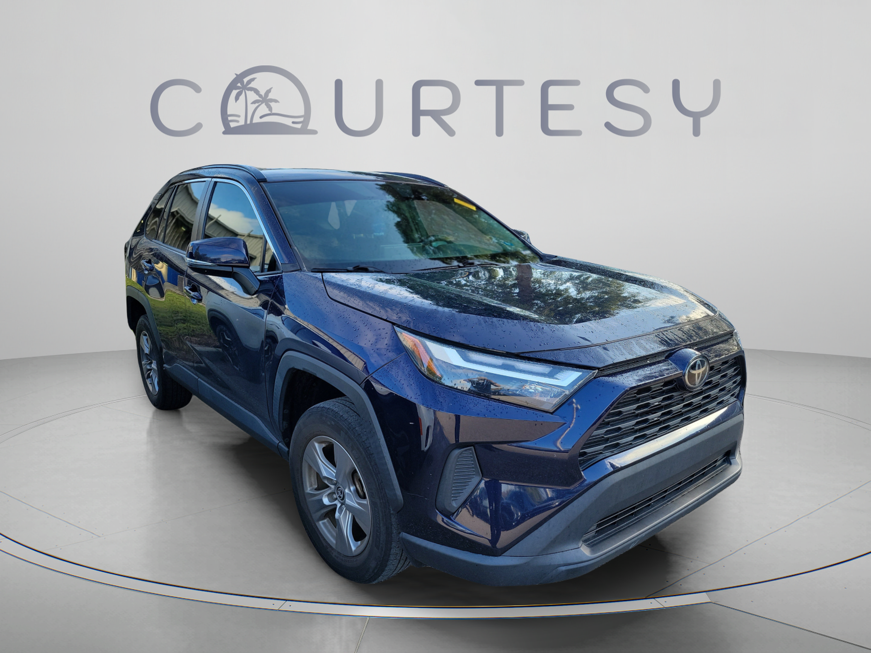 Used 2022 Toyota RAV4 XLE FWD image 15