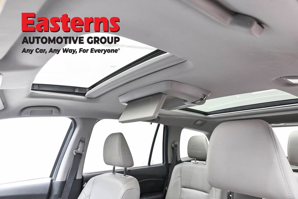 Used 2019 Honda Pilot Elite image 38